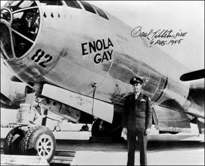 Quel groupe de new wave britannique a composé un titre pour Enola Gay, l'avion qui a largué la première bombe atomique sur Hiroshima , le 6 août 1945.