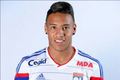 Qui est ce joueur de l'Olympique Lyonnais ?