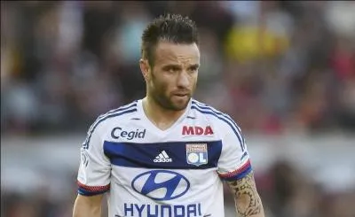Qui est ce joueur de l'Olympique Lyonnais qui est pass par l'Olympique de Marseille ?