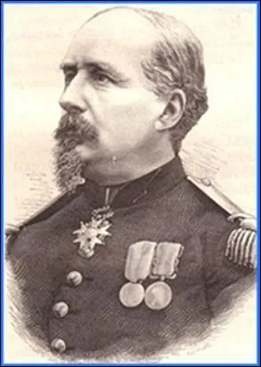 Denfert-Rochereau (ligne 4) : 
Pierre Denfert-Rochereau est un militaire qui connut la gloire en 1870 pour avoir défendu une ville et résisté face aux Prussiens. Ce fait d'armes est symbolisé par un lion au pied de la citadelle de...