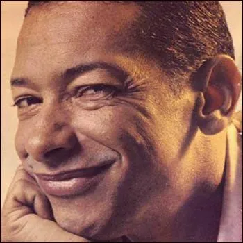 L'une des chansons de Henri Salvador est connue sous le titre "Une chanson douce", quel est l'autre titre de cette chanson ?