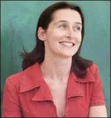 Cette fameuse actrice française a joué dans des longs-métrages tels que "La Rafle", "Tous les matins du monde" ou encore "Cyrano de Bergerac". Qui est cette comédienne au nom de poisson ?