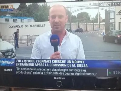 Il n'y a pas de faute d'orthographe, ici. Est-ce le bon club ou pas. ( il faut suivre la ligue 1) ?