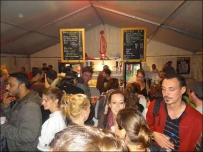 La Fédération de la Vienne du Parti communiste sera ce week-end à la Fête de l'Huma. Quel artiste ou groupe proposera-t-elle d'entendre ?