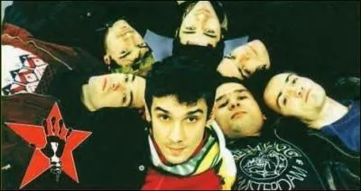 Complétez les paroles d'une des chansons de la Mano Negra. " Je peux très bien me passer...