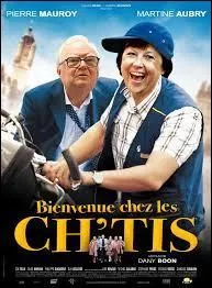 Egalement originaires du Nord, Martine Aubry et Pierre Mauroy doivent aussi être dotés d'un bon lever du coude. Par contre le vélo, peut-être pas le moyen de transport favori de Martine... Les deux acteurs vedettes de ce film sont bien sûr :