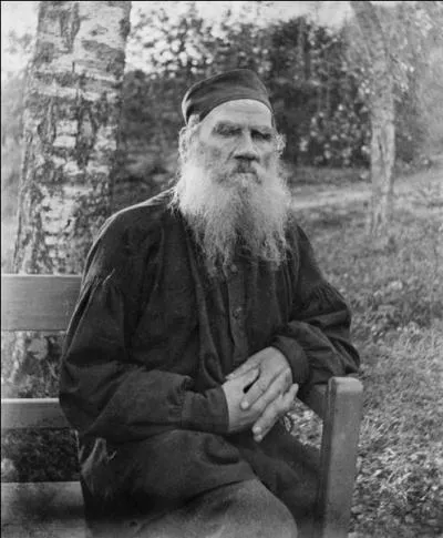 Léon Tolstoï (comte Lev Nikolaïevitch Tolstoï) a écrit :