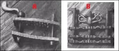 Mais quand la folie, la haine et l'horreur arrivent à leur comble, d'autres moyens afin de faire avouer sont bons ! Oui, elle est sorcière, nous le savons et nous le prouverons au nom de Dieu ! Où se trouve l'instrument de torture réservé aux jambes ?