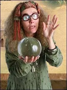 Je suis professeur de divination, je suis...