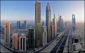 Commet dit-on « gratte-ciel » en anglais ?