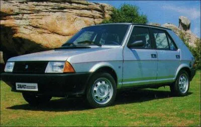 Ce modèle de la marque Seat est une :