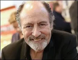 Quel est le prénom de ce chanteur ?