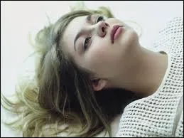 Comment s'appelle le premier single de Louane ?