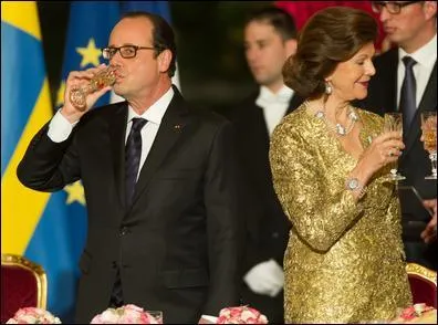 Synonyme de boulette. Ici, une belle boulette présidentielle, on boit avant de "Tchiner", c'est plus classe ! ! !