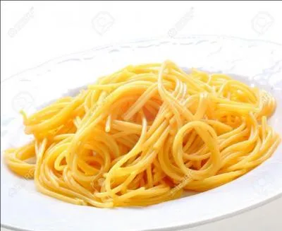 La femme de la question N°3 mange des...