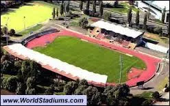 Le Stade de l'Ill se situe à ...