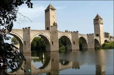 Quel est le nom de ce pont ?