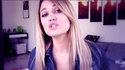 Quel est le nom de sa première vidéo ?