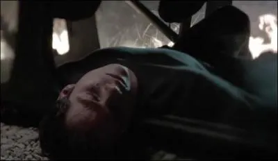 Teen Wolf : 
Lors de la saison 5, qui ramène Scott à la vie ?