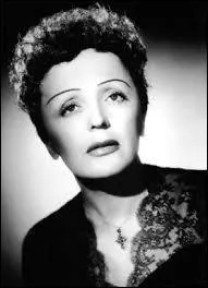 En 1946, quelle chanson Edith Piaf interprète-t-elle avec Les Compagnons de la chanson ?