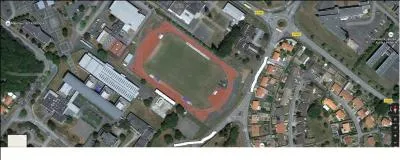 Ce terrain, c'est ...