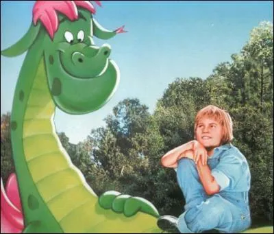En 1978, dans le film des studios Disney, le jeune Peter a pour compagnon un dragon nommé...