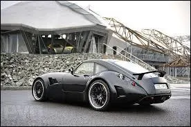 Devinez d'abord la marque de la voiture puis le modèle.