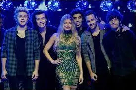 Qui commence dans "Little Things" ?