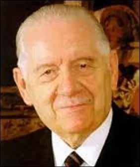 Quel homme politique (1909-1996) assuma la charge de président du Sénat de 1968 à 1992, et qui occupa à deux reprises (en 1969 et 1974) le poste de Président de la République française par intérim ?