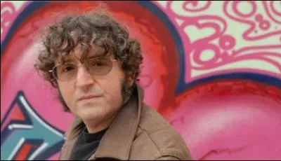 Qui a dit : Manipulation mentale et destruction de la personnalité, soif d'argent et abrutissement de la société, la télé, c'est ni plus ni moins une secte. ?