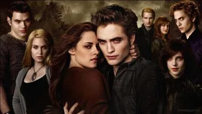 Dans la saga Twilight, quel est le nom de famille de cette famille de vampires ?