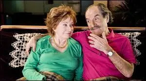 Dans quel type d'environnement habitent Raymond et Huguette ?