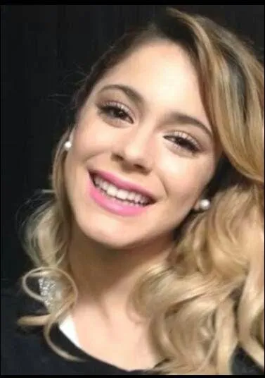 Quel est son âge en 2015 ?