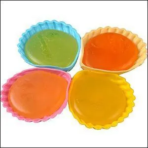 Voici des bonbons ! Choisissez-en un parmi les berlingots, les sucettes, les guimauves, les fraises Tagada, etc. !