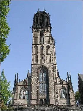 Cinqui&egrave;me ville du L&auml;nder au confluent de la Ruhr et du Rhin