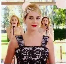 Qui est cette fille ?