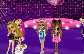 Combien y a-t-il de salles de tchat ?