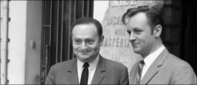 Qui Uderzo ? Qui est Goscinny ? ( il s'agit des créateurs d'Astérix, Uderzo aux dessins, Goscinny aux scénarios).