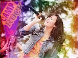 Pourquoi Mitchie a-t-elle menti ?