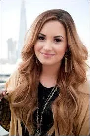 Quelle actrice joue le rôle de Mitchie ?