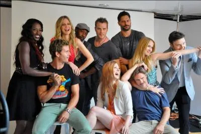 Venez avec moi faire un tour dans la petite ville de Bon Temps, en Louisiane, mais pensez à prendre un pieu en bois, on ne sait jamais !