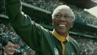 Dans quel film de Clint Eastwood, l'acteur Morgan Freeman interprète-t-il le rôle du Président d'Afrique du Sud, Nelson Mandela ?