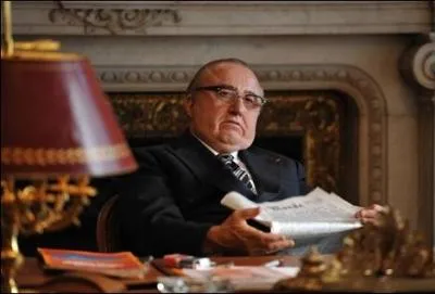 Dans le téléfilm, " La mort d'un président ", Jean-François Balmer interprète le rôle du Président de la République Française...