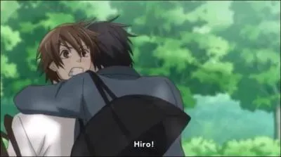 Après avoir reçu une demande en mariage, quelle est la réponse d'Hiroki ?