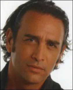 Qui interprte le rle du Comte Capulet ?