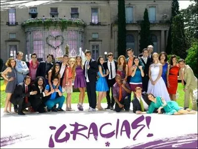 Dans quelle série peut-on voir les personnages en photo ?