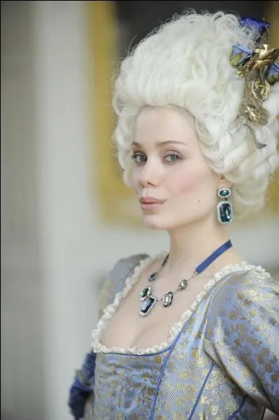 Quel est le rôle de Roxane Le Texier ?