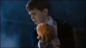 Dans le Disney « James et la Pêche géante », de quel animal un nuage prenait-il la forme ?