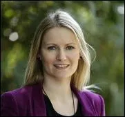 La responsable commerciale est...