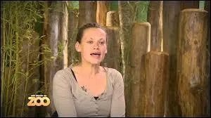 Comment s'appelle cette soigneuse ?